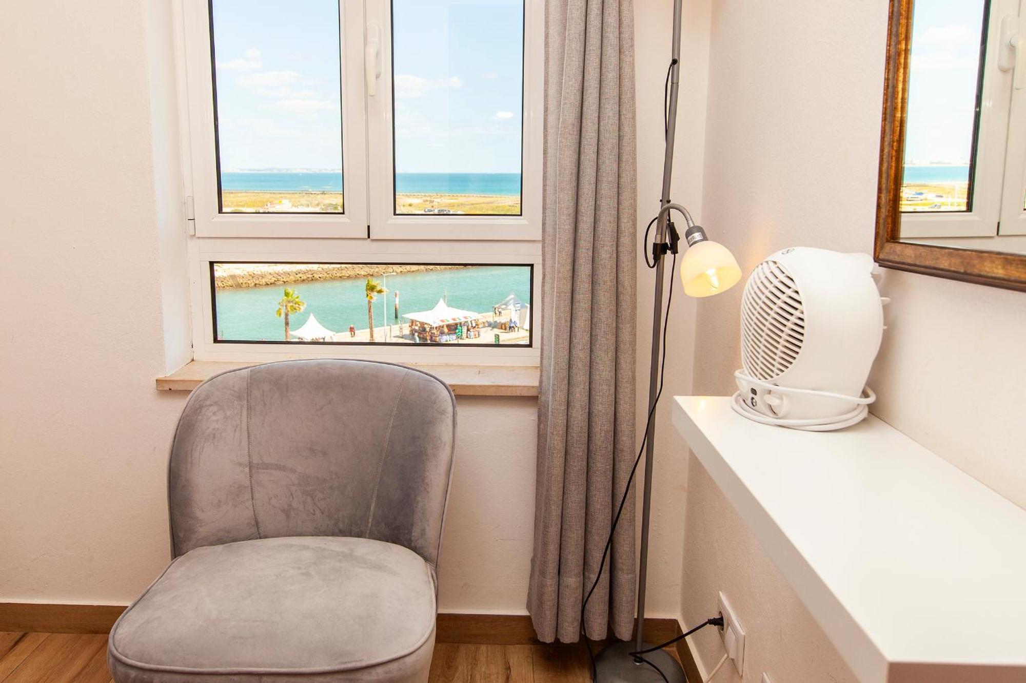 A38 - Rising Sun Top-Floor Flat Lagos Esterno foto
