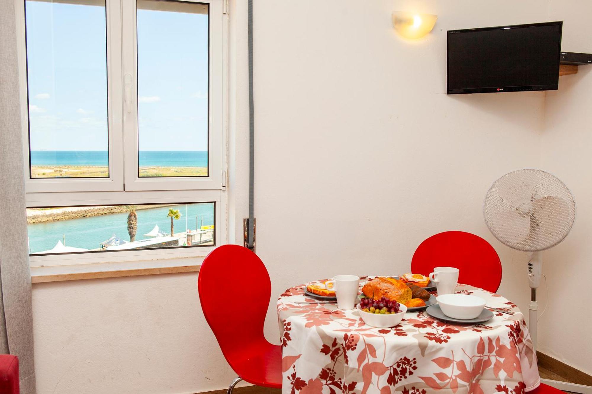A38 - Rising Sun Top-Floor Flat Lagos Esterno foto