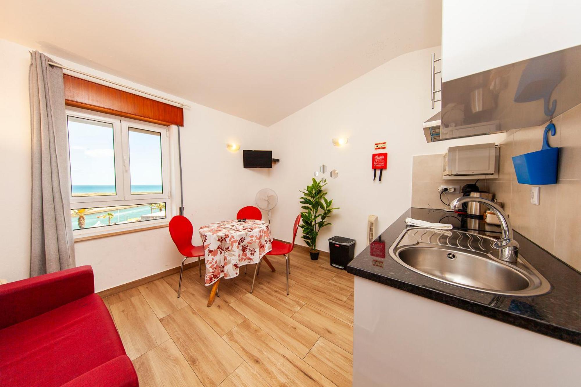 A38 - Rising Sun Top-Floor Flat Lagos Esterno foto